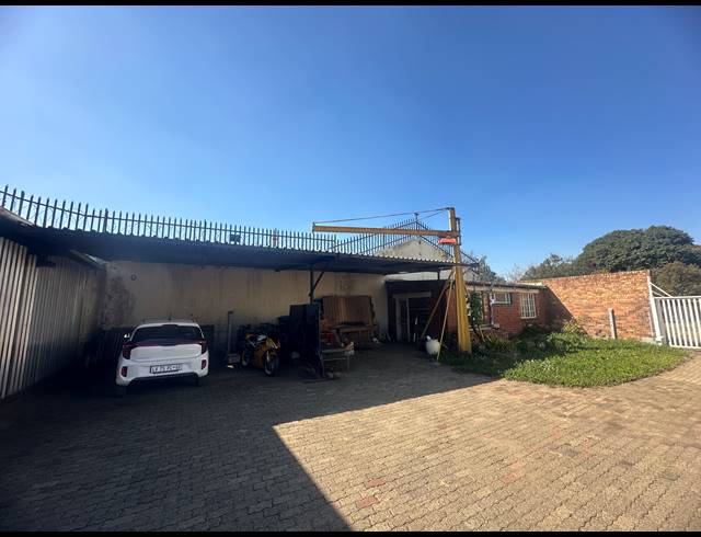 655M² WAREHOUSE FOR SALE IN DRIEHOEK